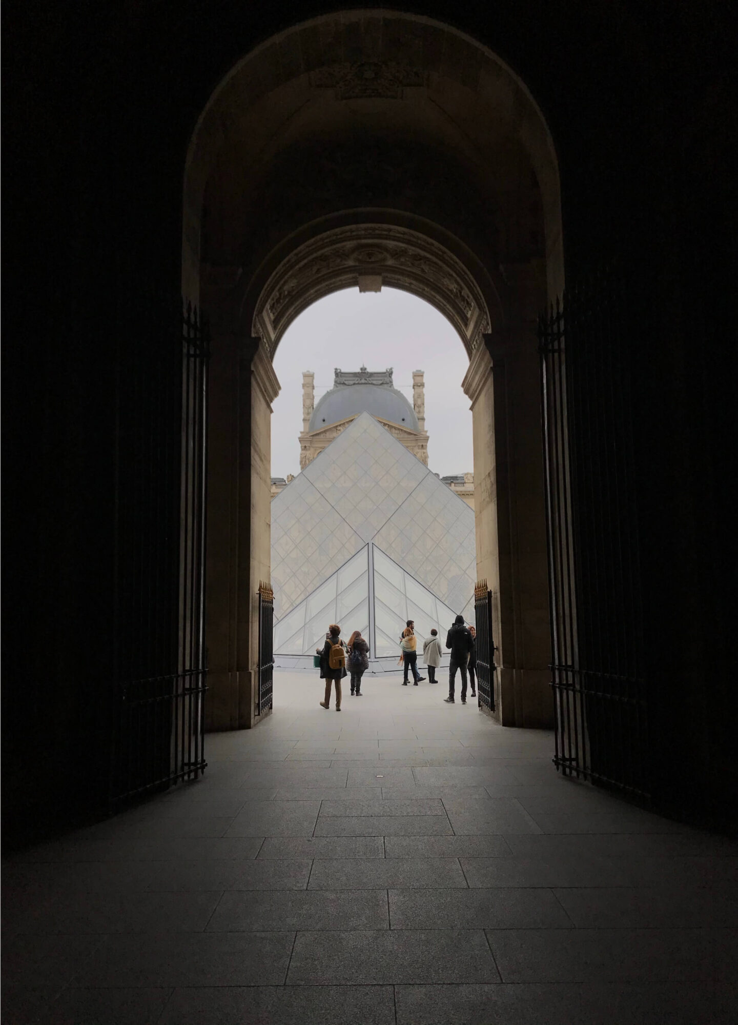 Discover the Wonders of the Louvre Museum: A Masterpiece of Art and History