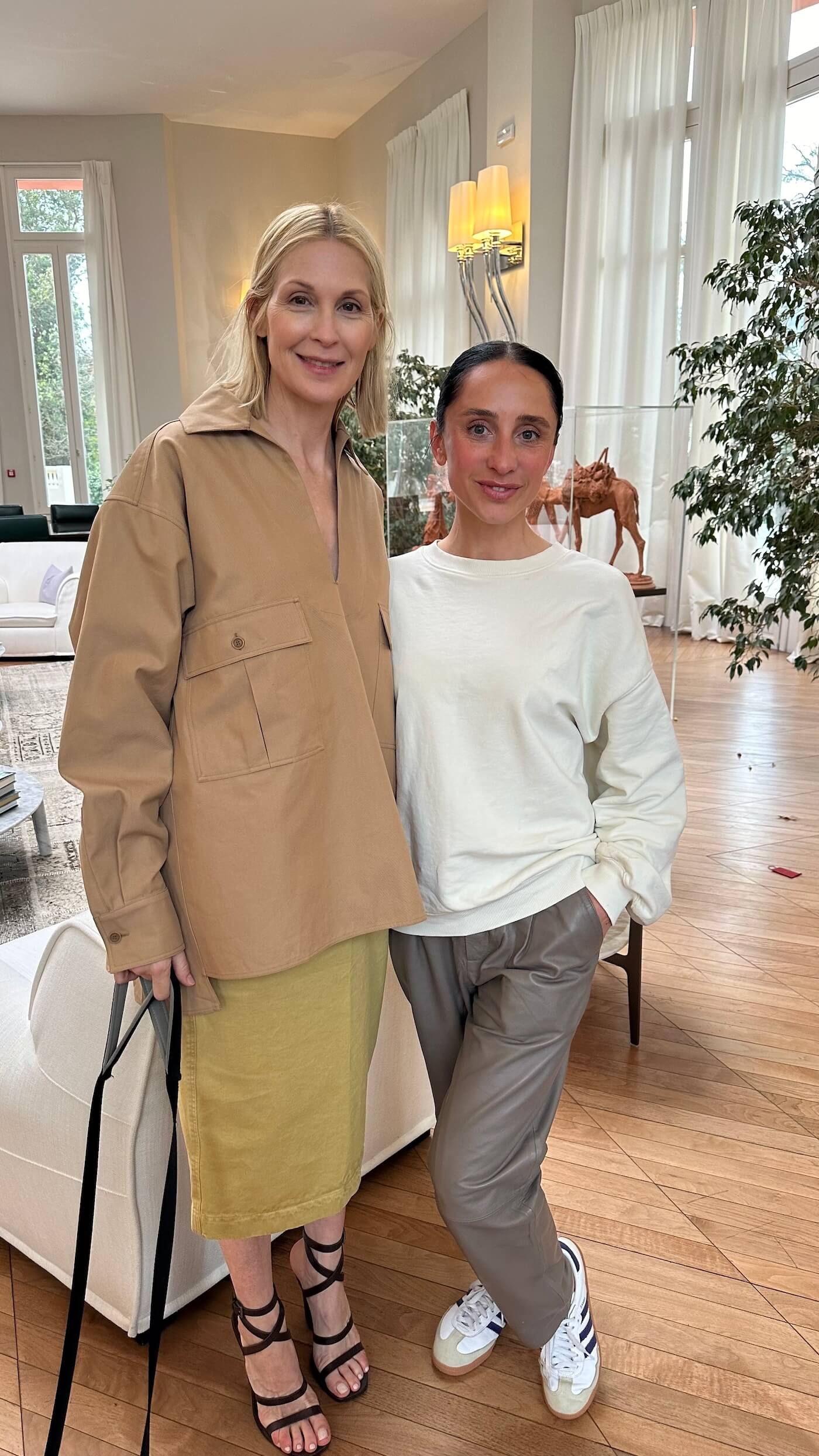 Kelly Rutherford and Svetlana Kuzmychova